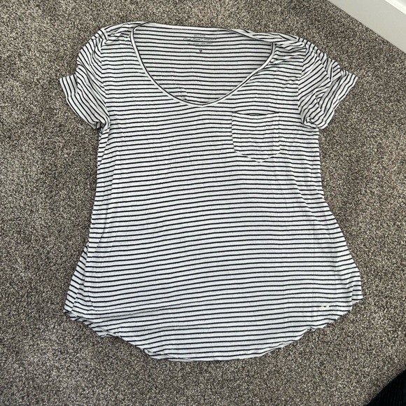 Hollister tee shirt - Picture 1 of 7